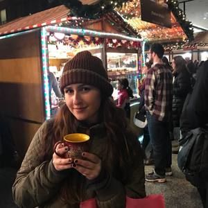 Meet your Posher, Nicole